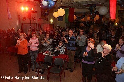 13-11-2009_superleuke_feestavond_in_het_anker__staande_ovatie__6.jpg